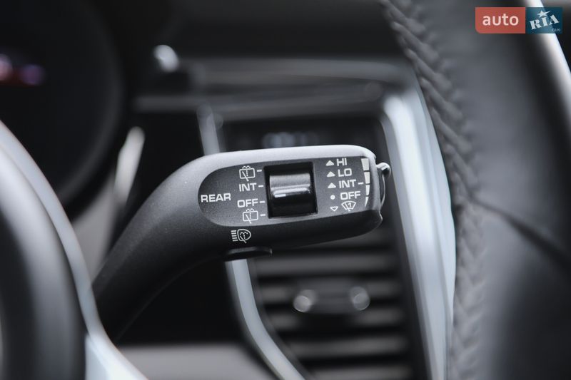 Внедорожник / Кроссовер Porsche Macan 2018 в Харькове