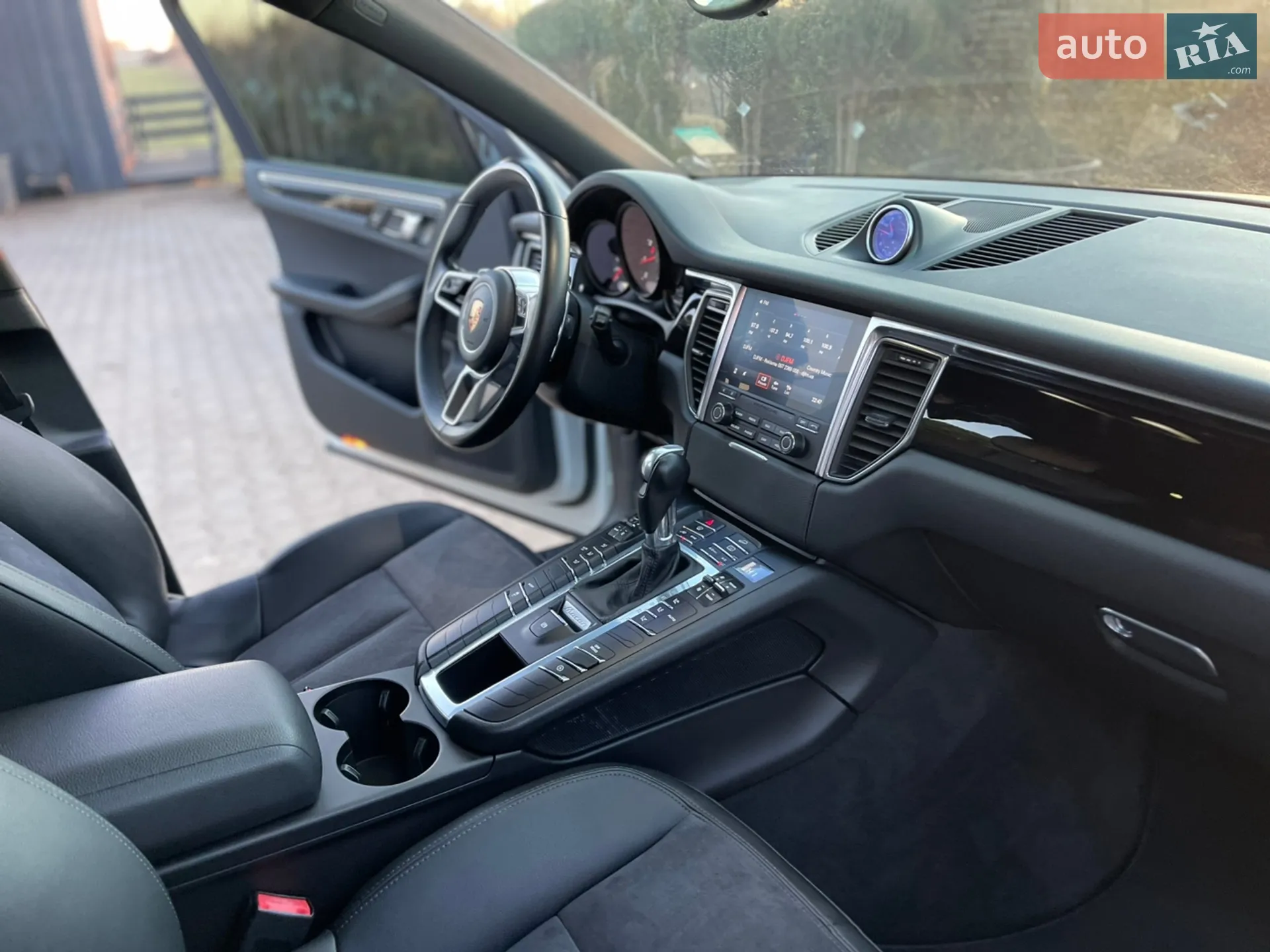 2018 Porsche Macan - мініатюра 23