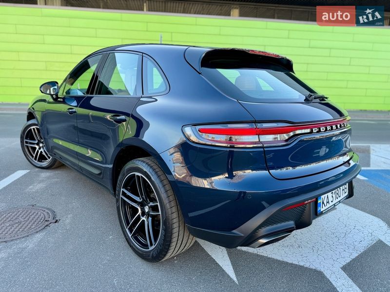 Позашляховик / Кросовер Porsche Macan 2021 в Києві