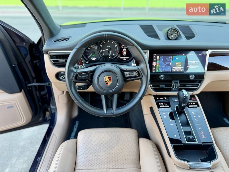 Позашляховик / Кросовер Porsche Macan 2021 в Києві