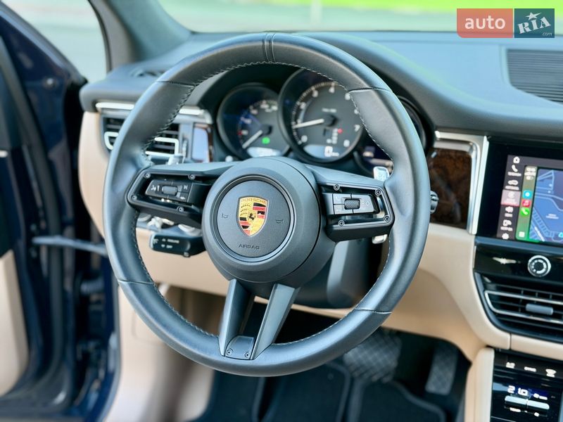 Позашляховик / Кросовер Porsche Macan 2021 в Києві
