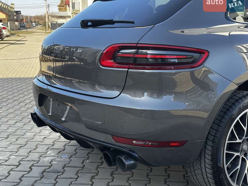 Позашляховик / Кросовер Porsche Macan 2015 в Івано-Франківську