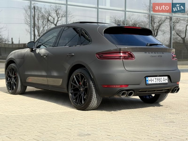 Внедорожник / Кроссовер Porsche Macan 2016 в Одессе