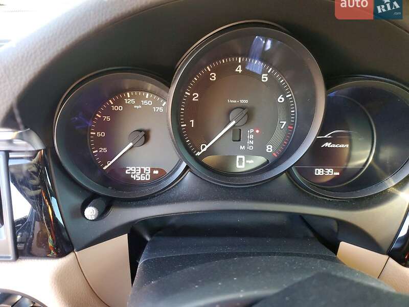 Внедорожник / Кроссовер Porsche Macan 2024 в Киеве