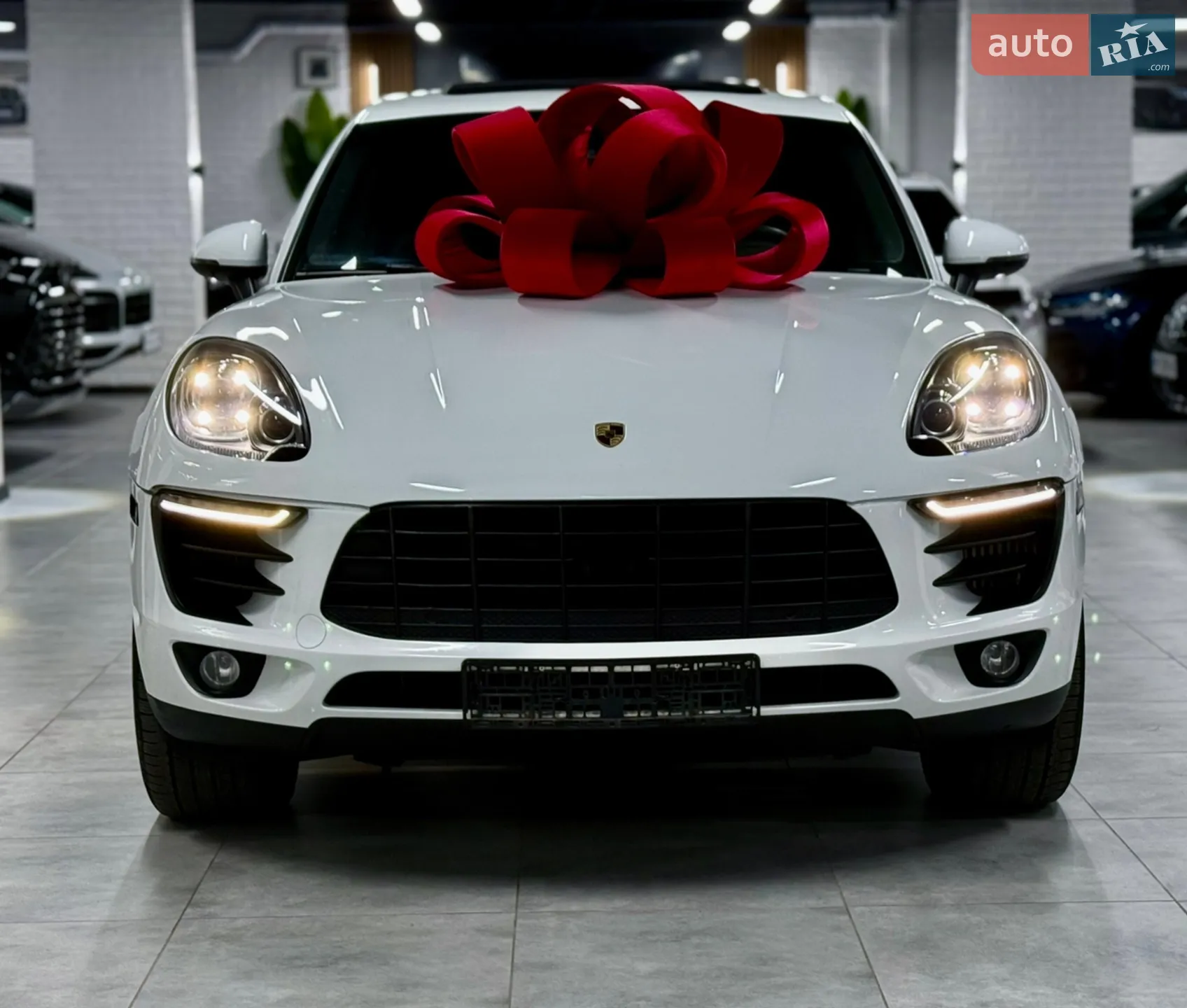 2015 Porsche Macan - мініатюра 2