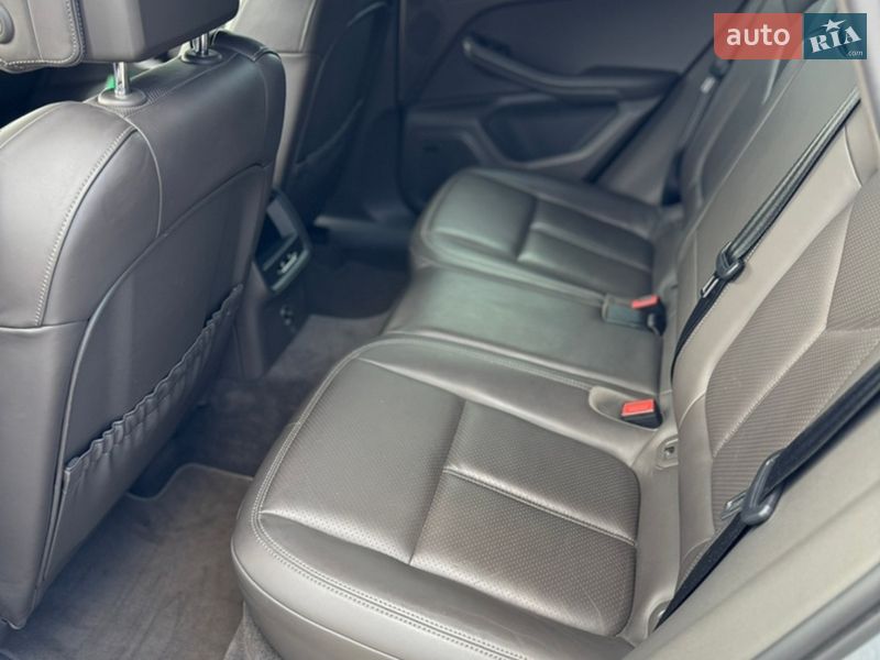 Позашляховик / Кросовер Porsche Macan 2014 в Києві фото 16 Позашляховик / Кросовер Porsche Macan 2014 в Києві