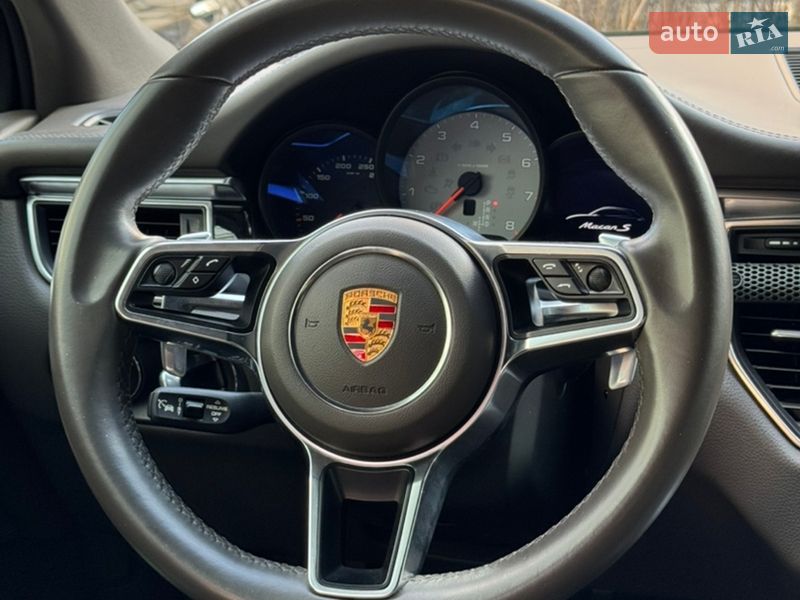 Позашляховик / Кросовер Porsche Macan 2014 в Києві фото 29 Позашляховик / Кросовер Porsche Macan 2014 в Києві