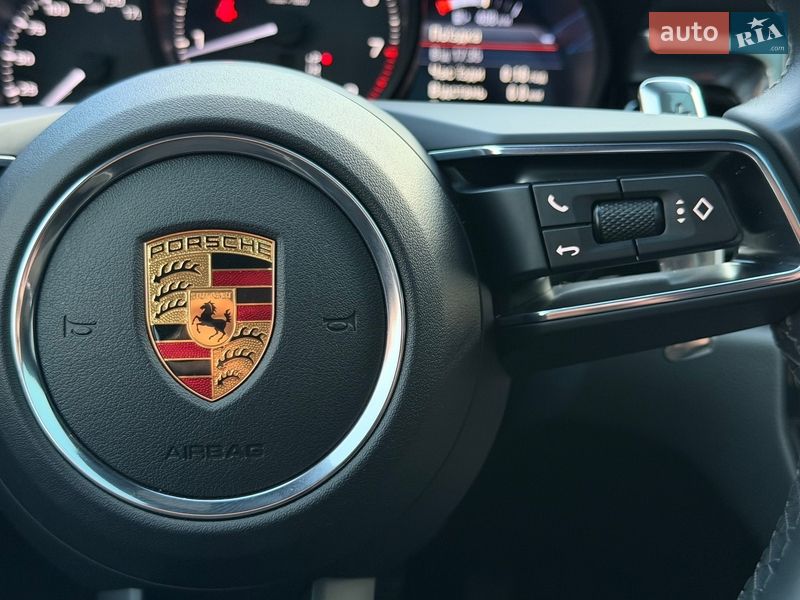 Позашляховик / Кросовер Porsche Macan 2022 в Києві
