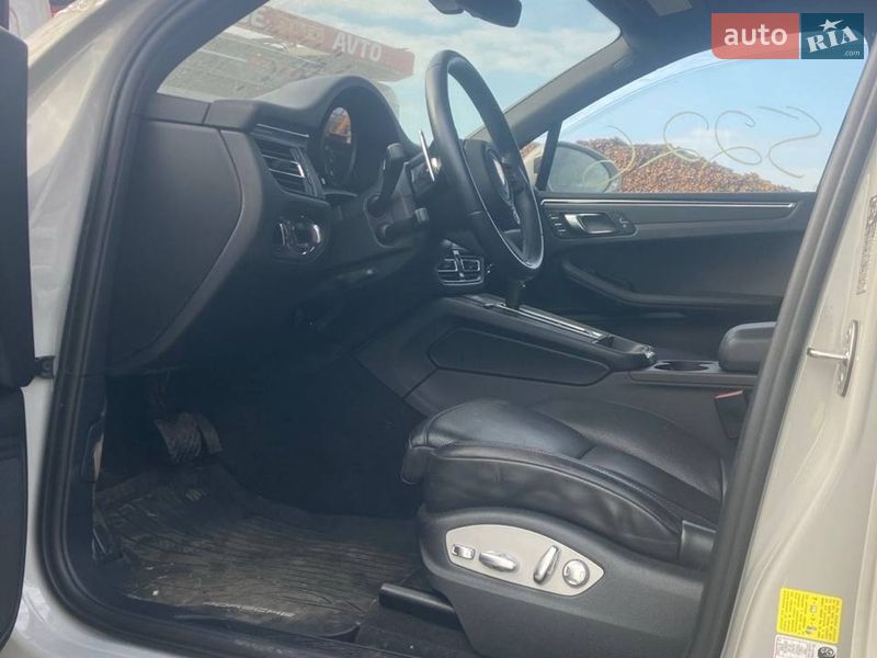 Внедорожник / Кроссовер Porsche Macan 2022 в Киеве