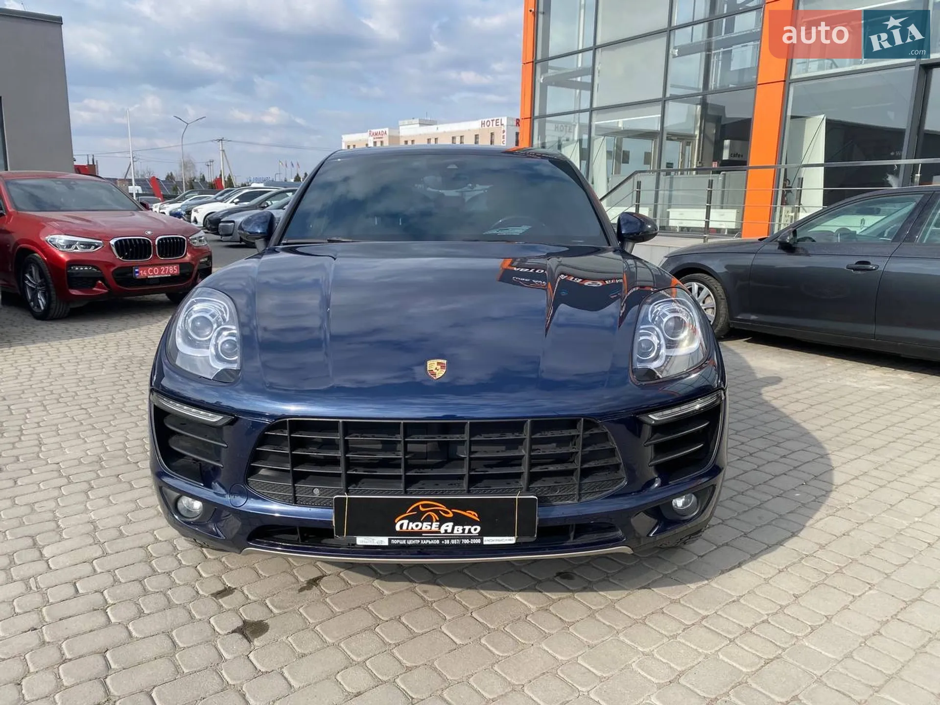 2017 Porsche Macan - мініатюра 2