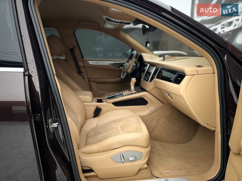 Позашляховик / Кросовер Porsche Macan 2015 в Львові