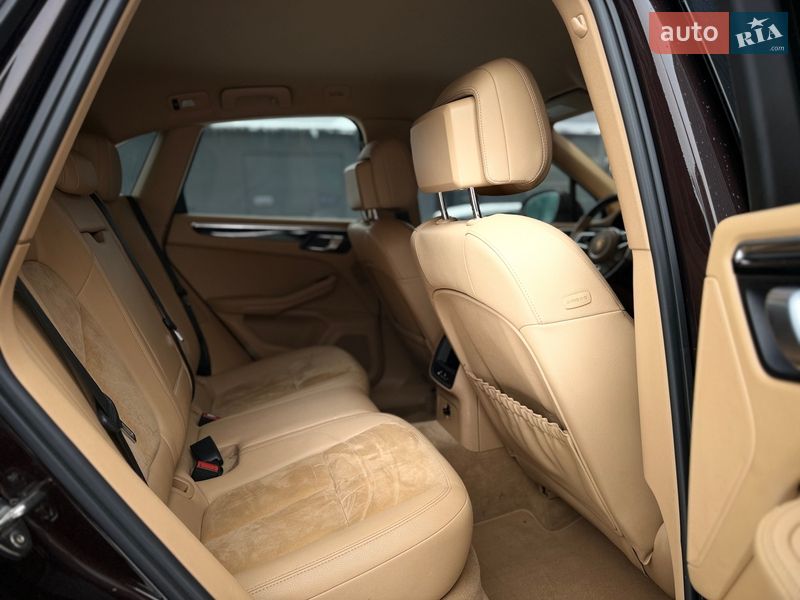 Позашляховик / Кросовер Porsche Macan 2015 в Львові