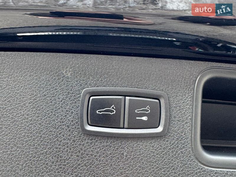 Позашляховик / Кросовер Porsche Macan 2018 в Дніпрі фото 22 Позашляховик / Кросовер Porsche Macan 2018 в Дніпрі