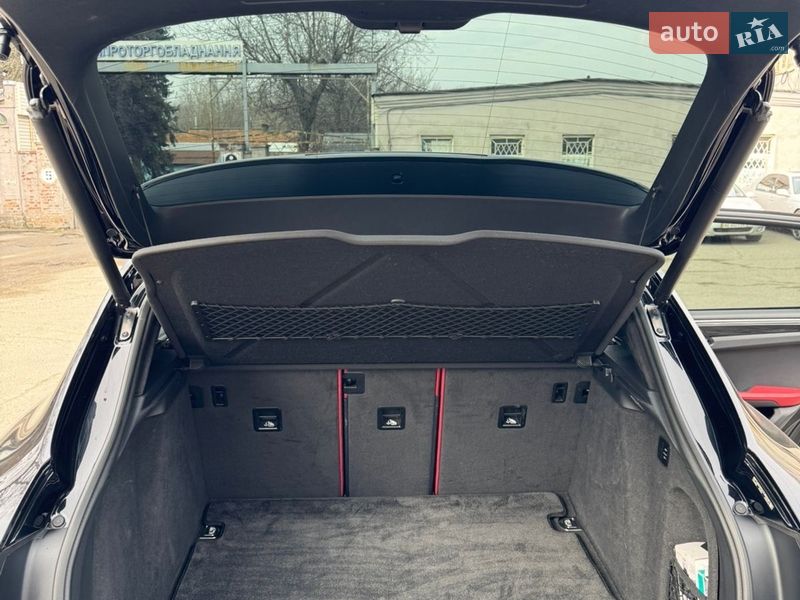 Позашляховик / Кросовер Porsche Macan 2018 в Дніпрі фото 21 Позашляховик / Кросовер Porsche Macan 2018 в Дніпрі