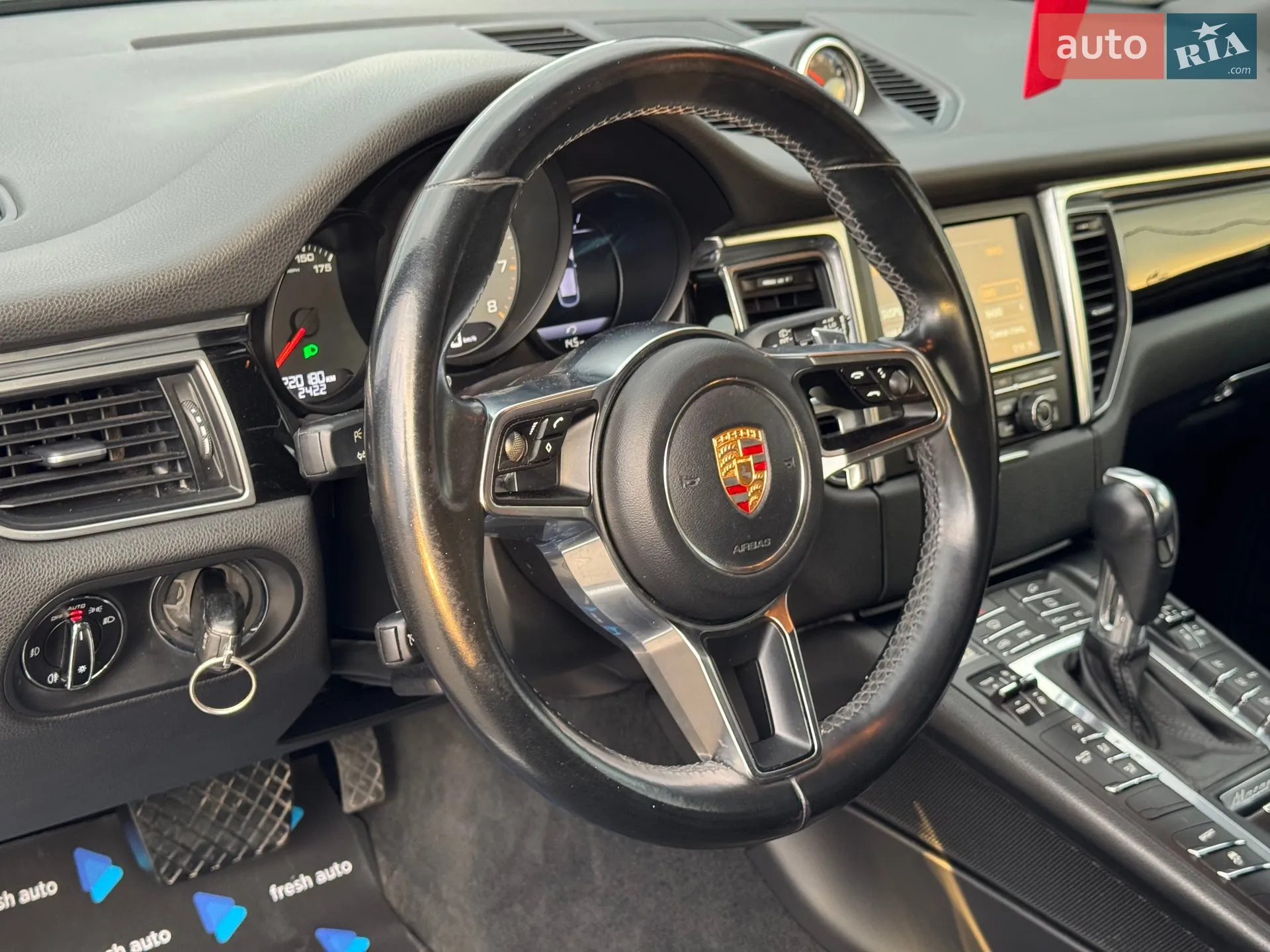 2015 Porsche Macan - мініатюра 17