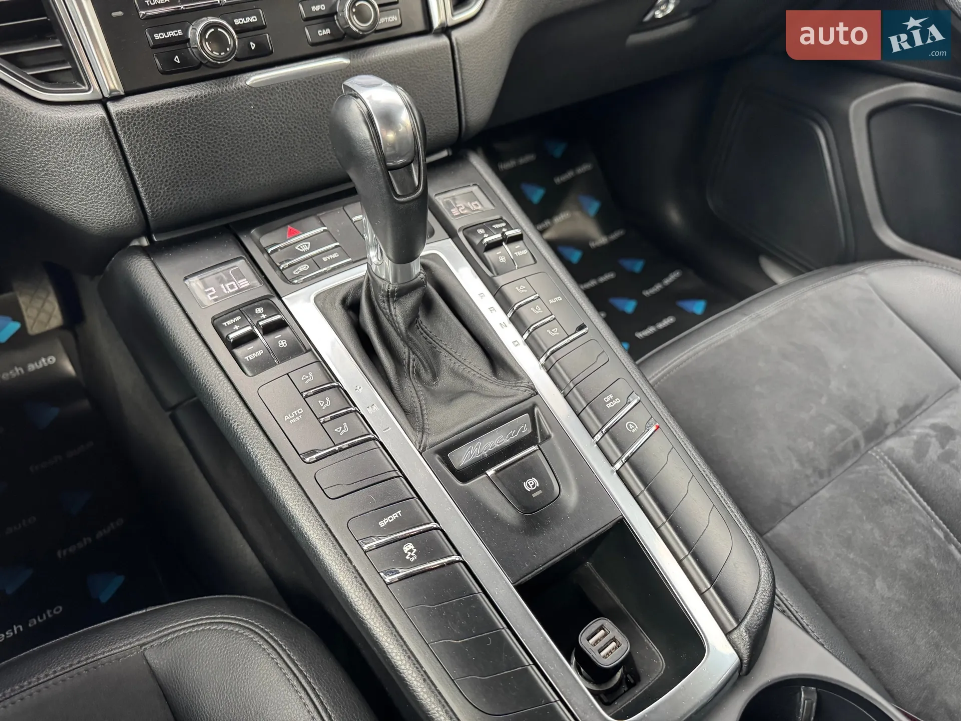 2015 Porsche Macan - мініатюра 25