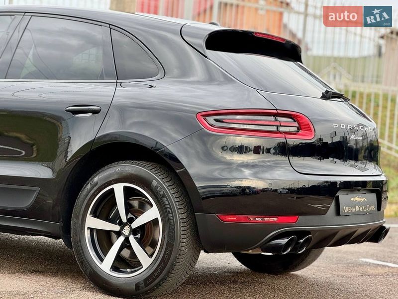 Позашляховик / Кросовер Porsche Macan 2018 в Києві