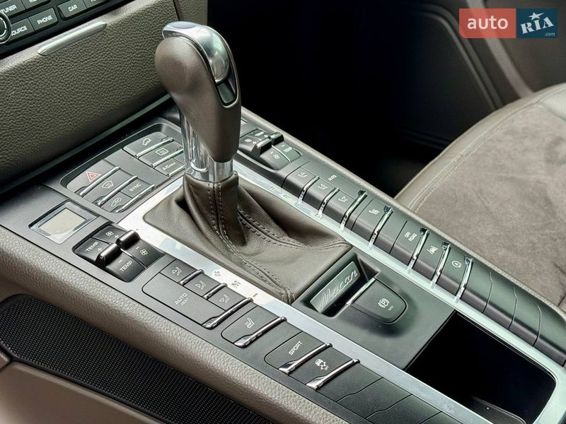 Позашляховик / Кросовер Porsche Macan 2018 в Києві