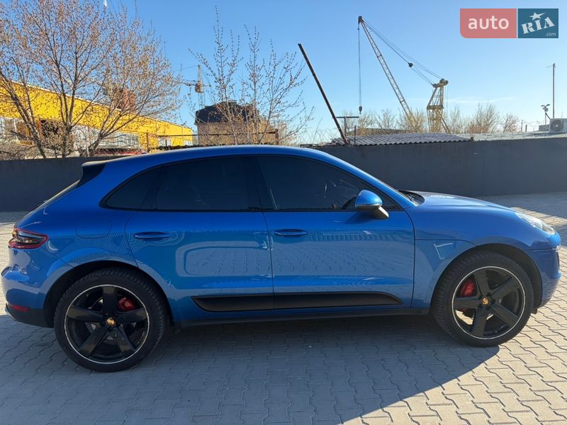 Позашляховик / Кросовер Porsche Macan 2017 в Києві