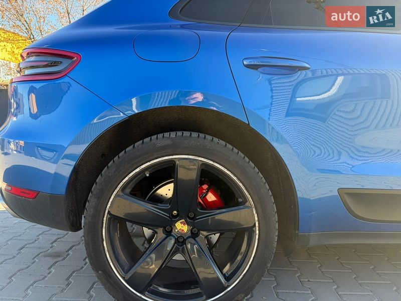 Позашляховик / Кросовер Porsche Macan 2017 в Києві