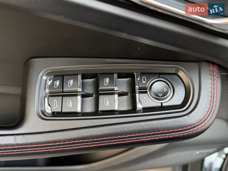 Позашляховик / Кросовер Porsche Macan 2016 в Києві фото 49 Позашляховик / Кросовер Porsche Macan 2016 в Києві