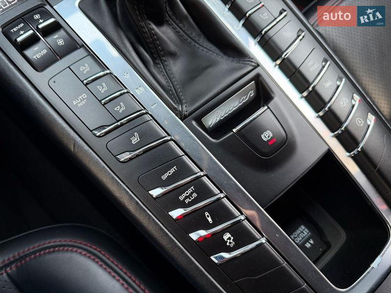 Позашляховик / Кросовер Porsche Macan 2016 в Києві фото 69 Позашляховик / Кросовер Porsche Macan 2016 в Києві