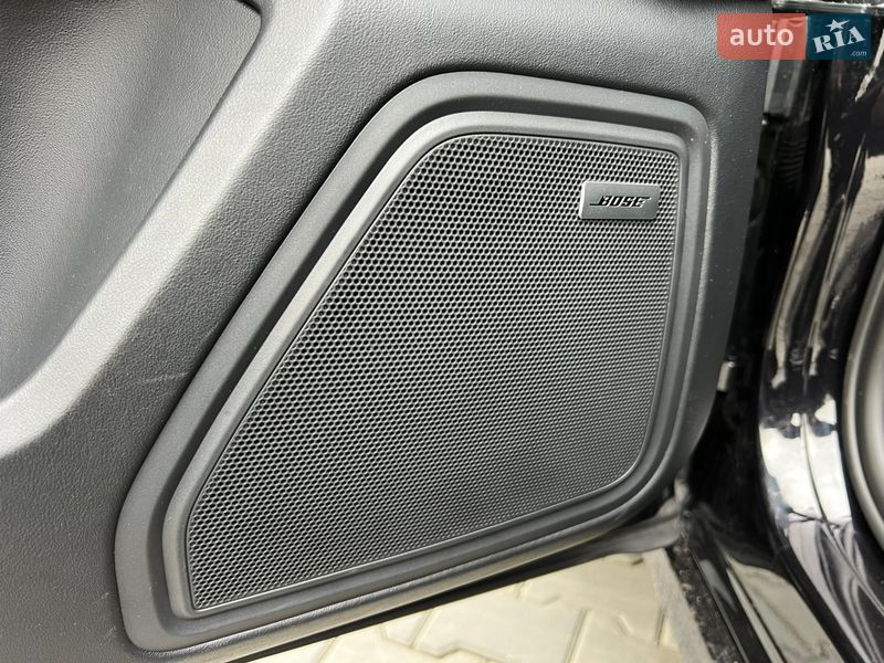 Позашляховик / Кросовер Porsche Macan 2022 в Києві