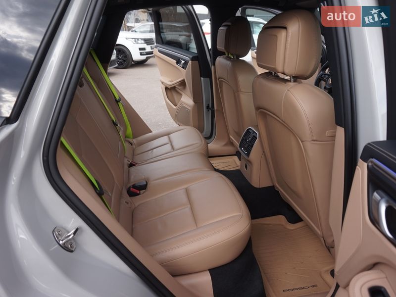 Позашляховик / Кросовер Porsche Macan 2022 в Одесі фото 32 Позашляховик / Кросовер Porsche Macan 2022 в Одесі