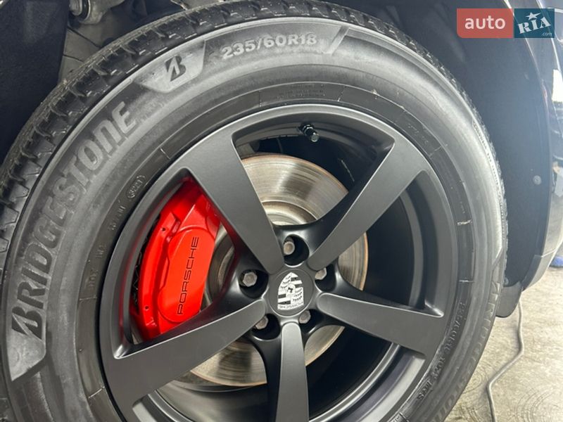 Позашляховик / Кросовер Porsche Macan 2016 в Києві фото 26 Позашляховик / Кросовер Porsche Macan 2016 в Києві