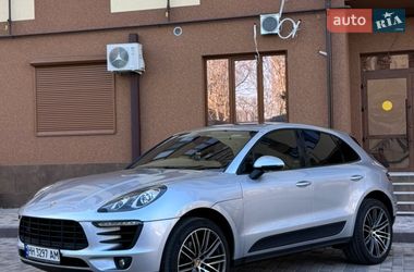 Позашляховик / Кросовер Porsche Macan 2017 в Києві