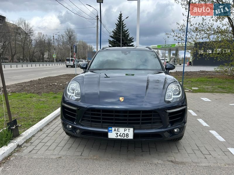 Позашляховик / Кросовер Porsche Macan 2018 в Дніпрі