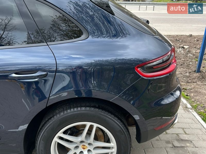 Позашляховик / Кросовер Porsche Macan 2018 в Дніпрі