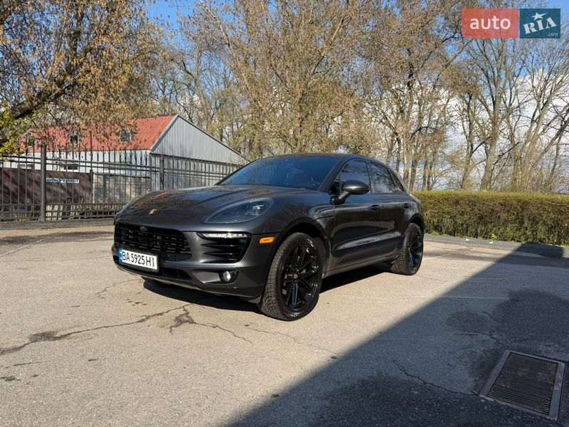 Внедорожник / Кроссовер Porsche Macan 2016 в Кропивницком