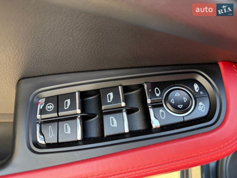 Внедорожник / Кроссовер Porsche Macan 2016 в Кропивницком