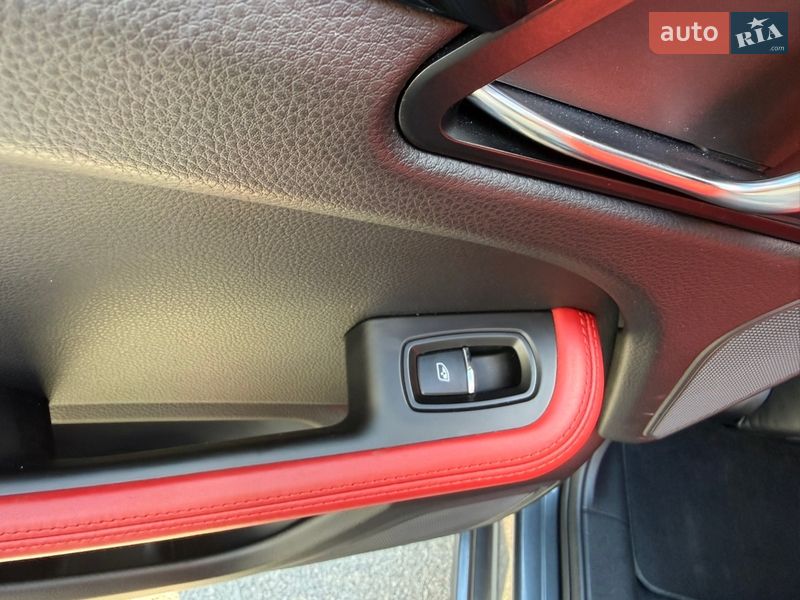 Внедорожник / Кроссовер Porsche Macan 2016 в Кропивницком