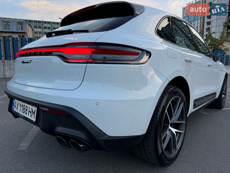Внедорожник / Кроссовер Porsche Macan 2022 в Киеве