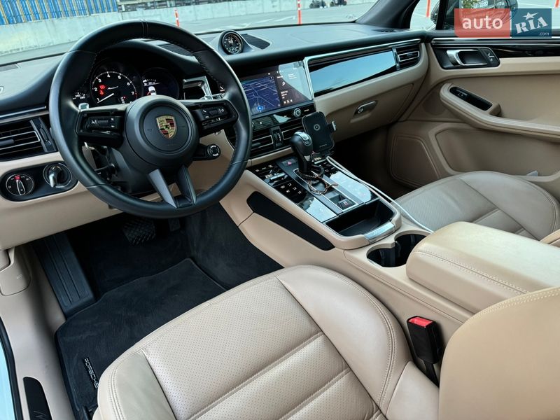 Внедорожник / Кроссовер Porsche Macan 2022 в Киеве