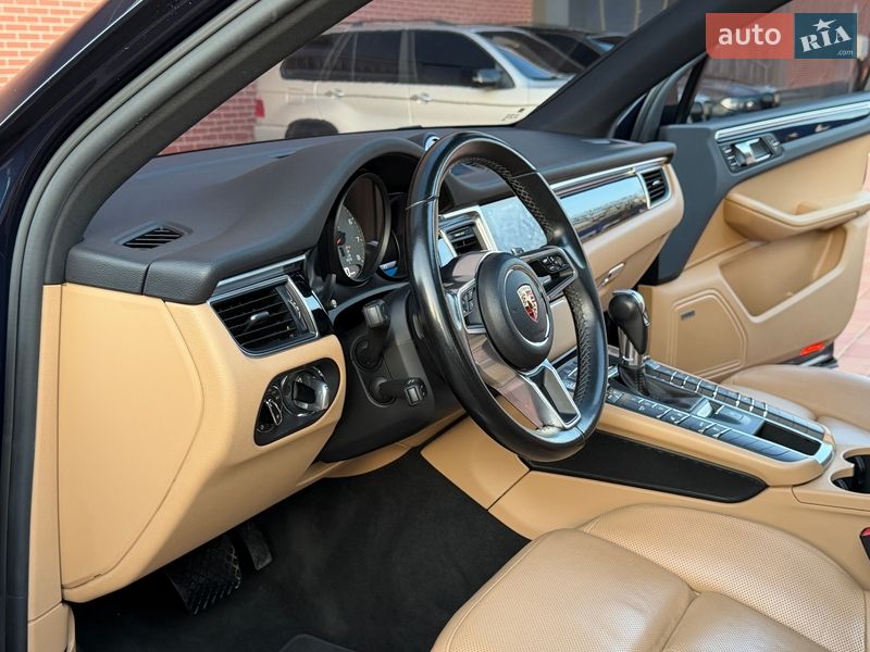 Внедорожник / Кроссовер Porsche Macan 2018 в Одессе