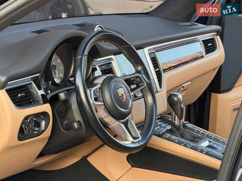 Внедорожник / Кроссовер Porsche Macan 2018 в Одессе