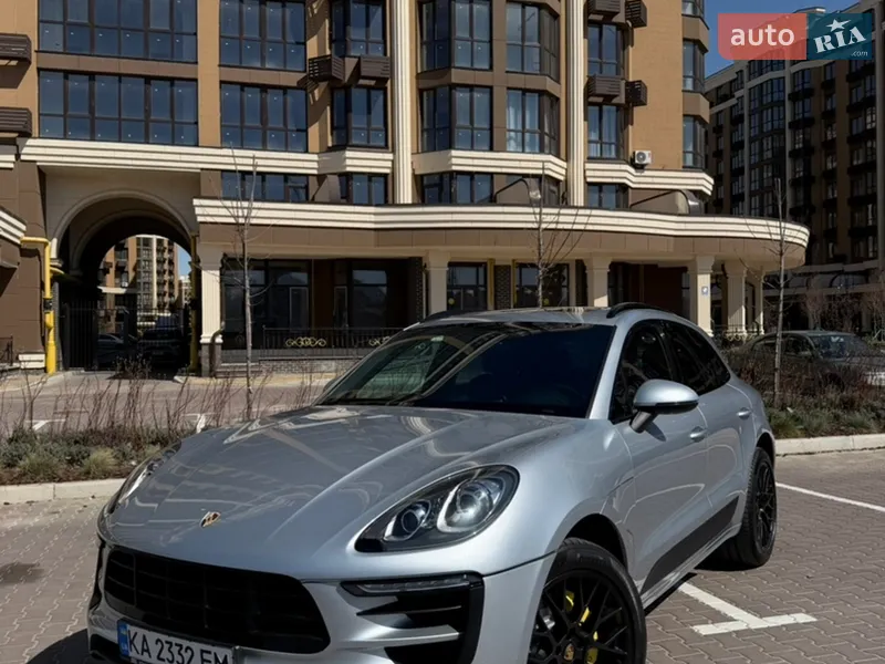 Porsche Macan