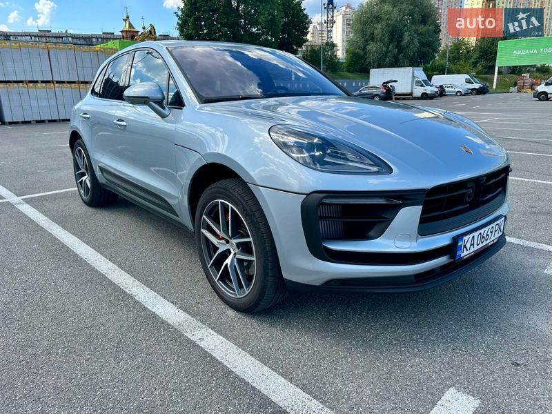 Porsche Macan 2022