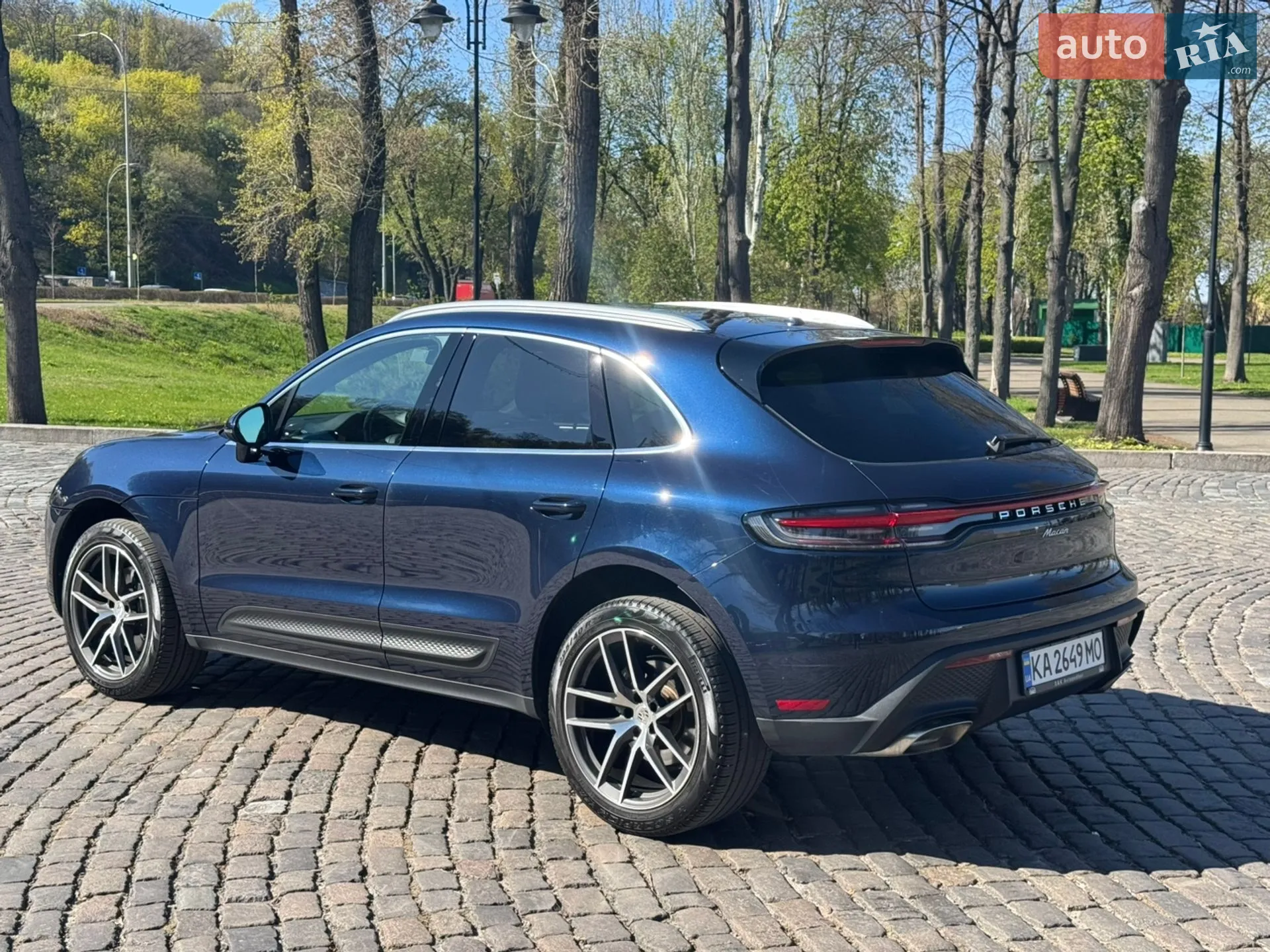 2022 Porsche Macan - мініатюра 3