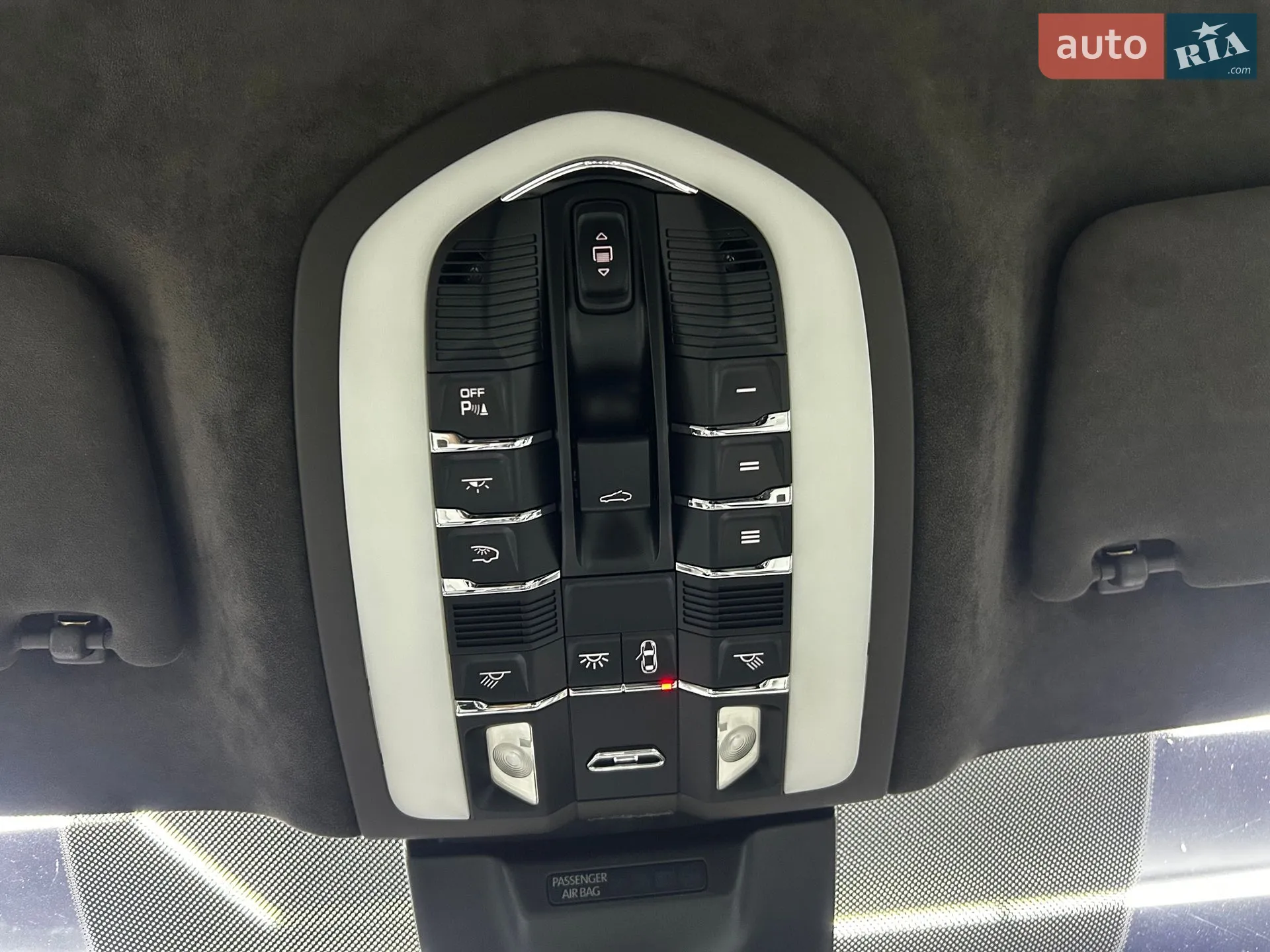 2015 Porsche Macan - мініатюра 19