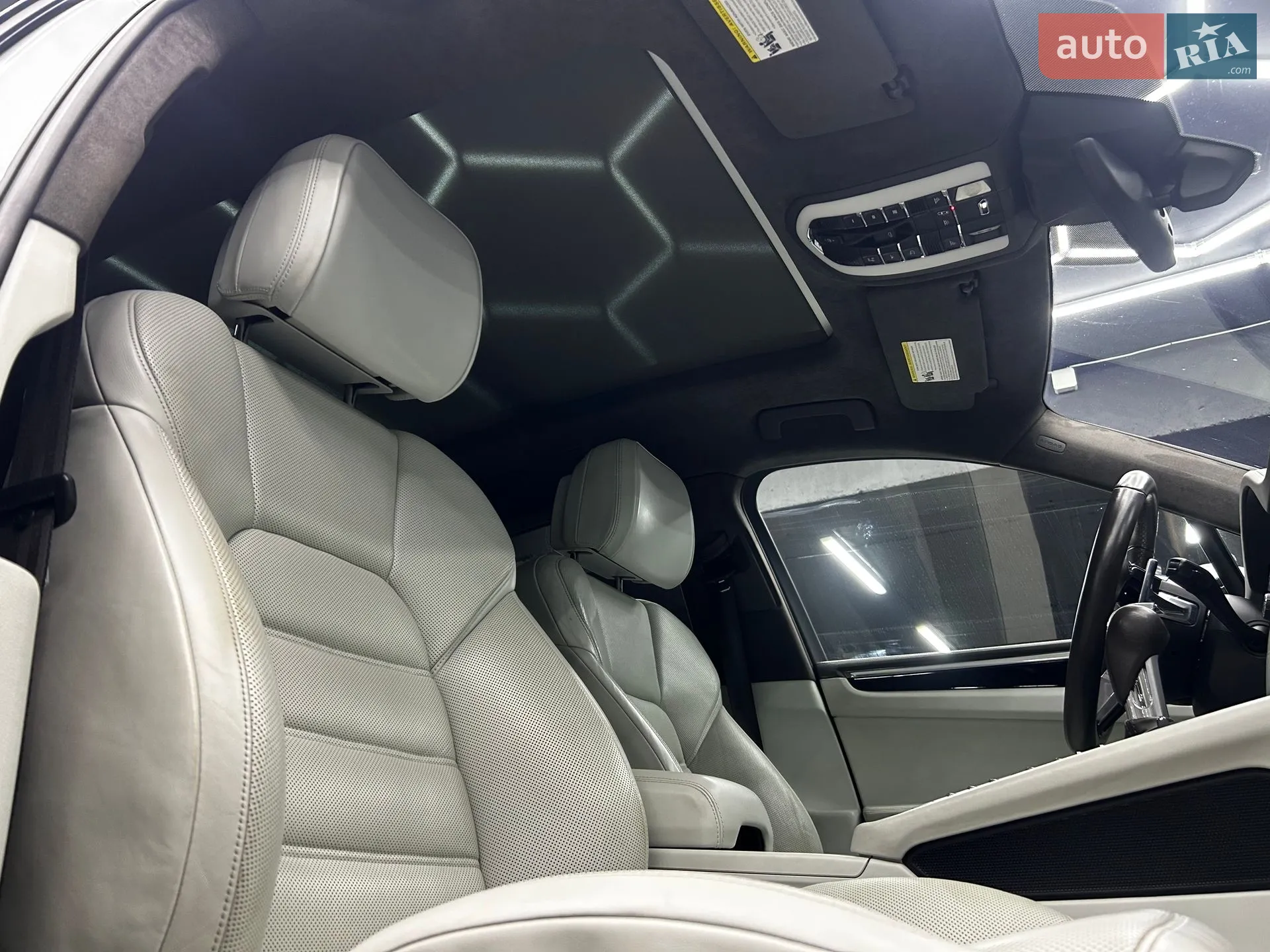 2015 Porsche Macan - мініатюра 27