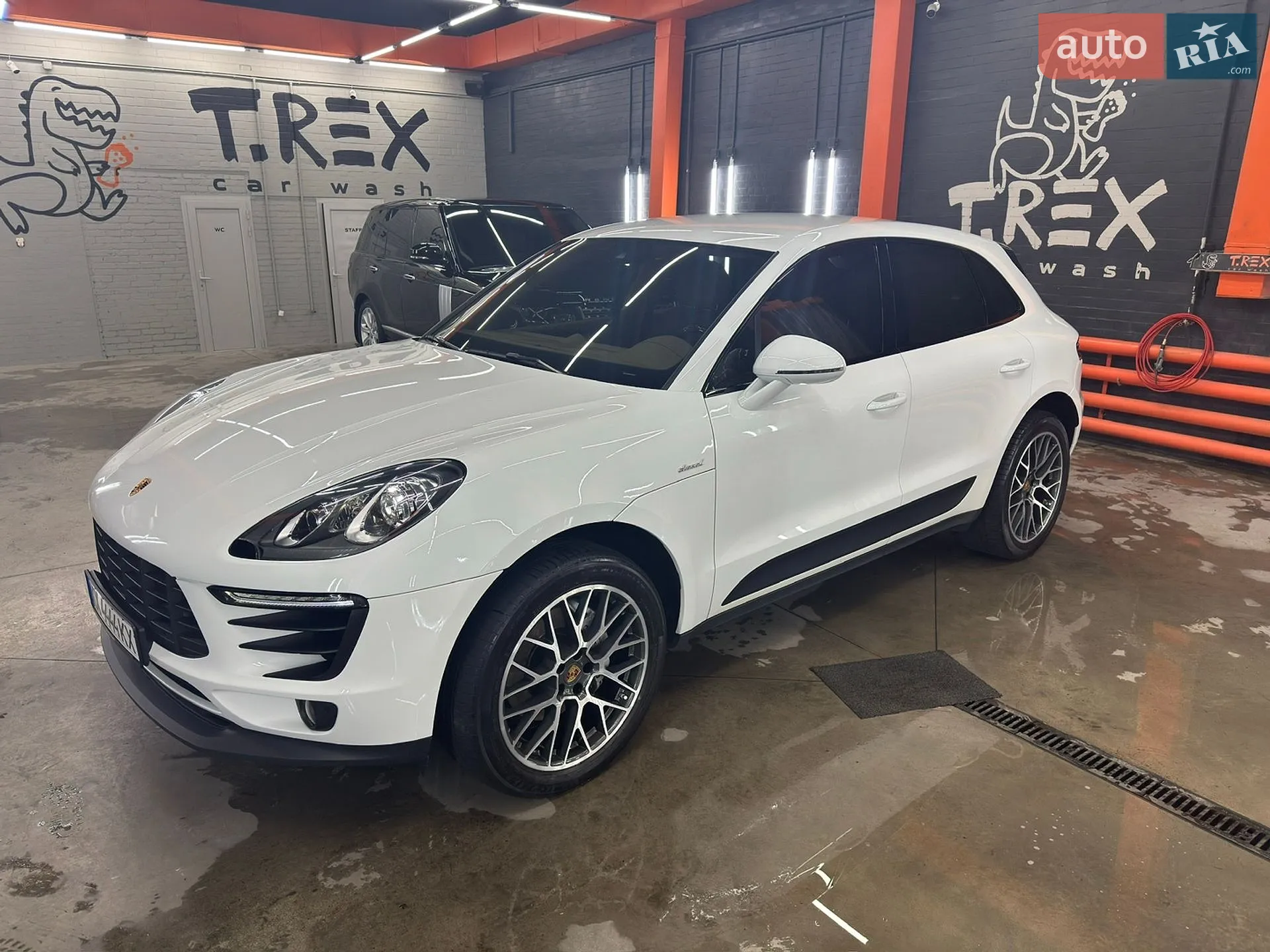 2016 Porsche Macan - мініатюра 4