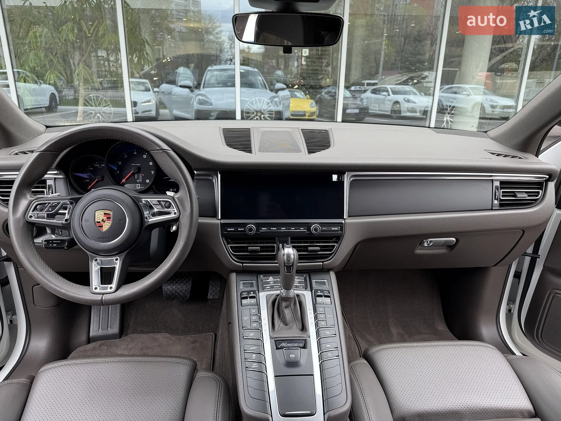 2018 Porsche Macan - мініатюра 28