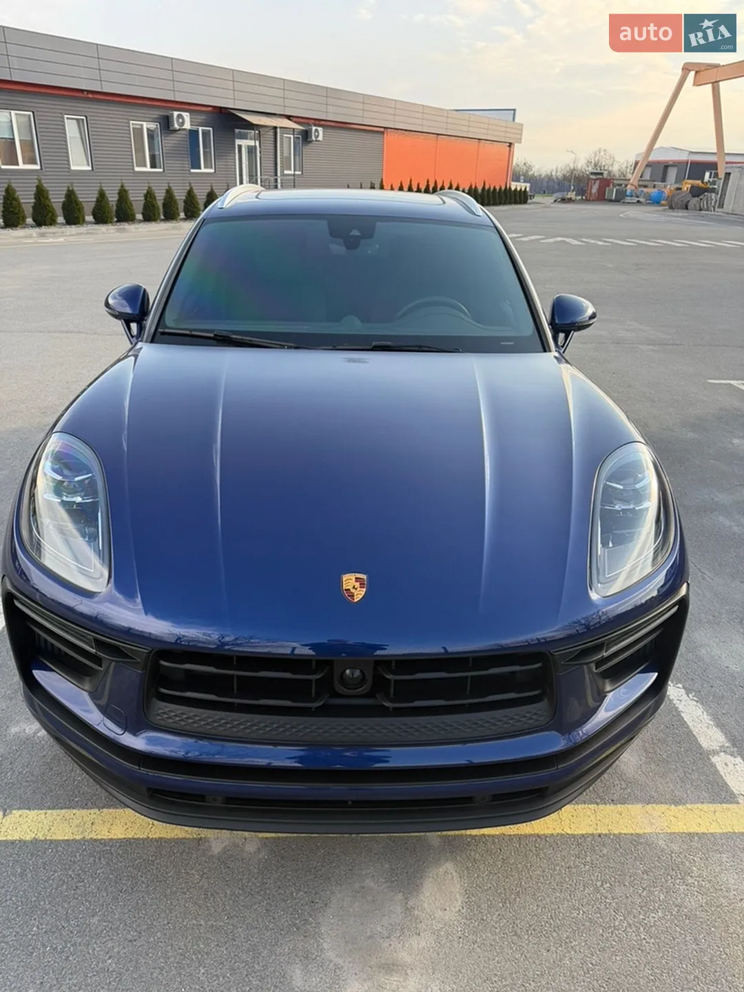 2023 Porsche Macan - мініатюра 3