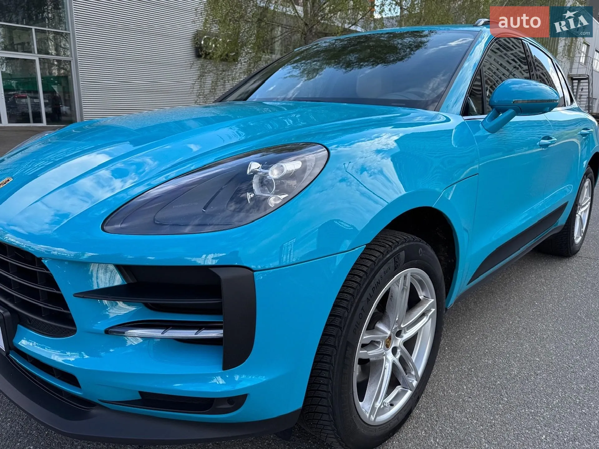 2019 Porsche Macan - мініатюра 2