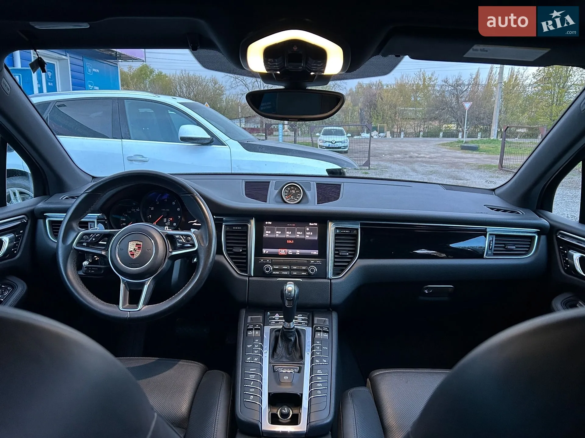 2018 Porsche Macan - мініатюра 27