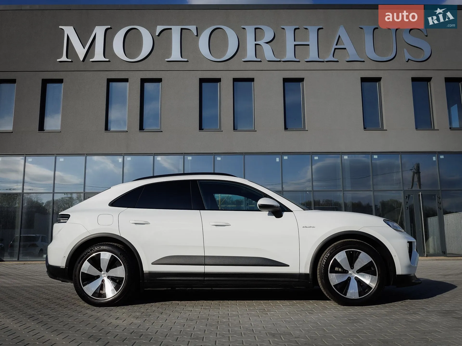 2024 Porsche Macan - мініатюра 2